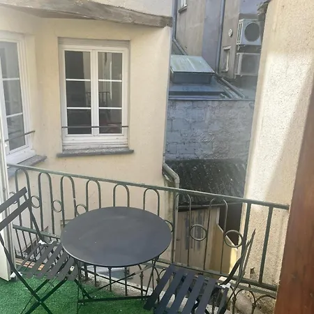 Terracotta Lägenhet *